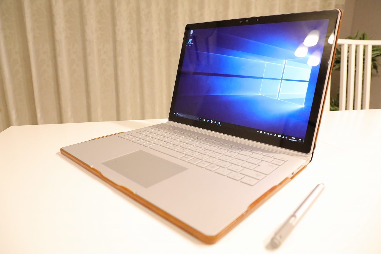 マイクロソフト Surface book 13.5型ノートPC(CR7-00006)を購入しました。